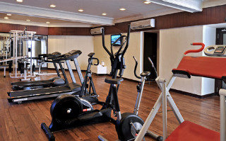 Sports and Entertainment
Sports and Entertainment
di Fortune Inn Haveli