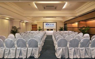 Conferences
Conferences
di Fortune Inn Haveli