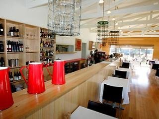 Bar
 di Ramada Resort Phillip Island