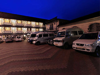 General view
General view
di Nahar's Nilgiris Hotel