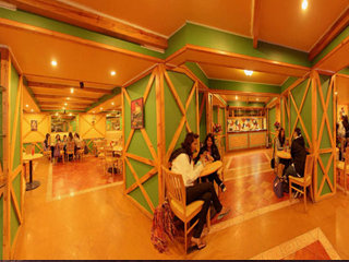 Restaurant
Restaurant
di Nahar's Nilgiris Hotel