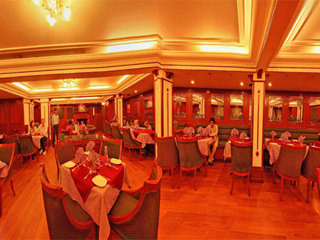 Restaurant
Restaurant
di Nahar's Nilgiris Hotel