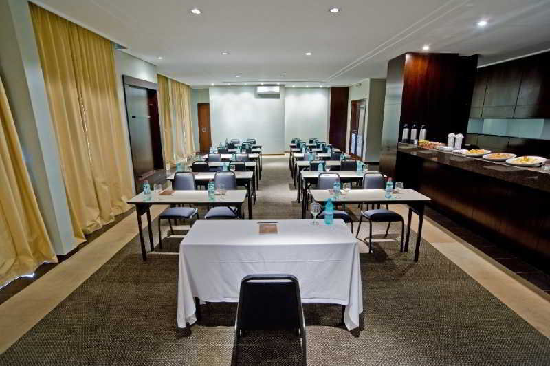 Conferences
Conferences
di Slaviero Executive Pinhais