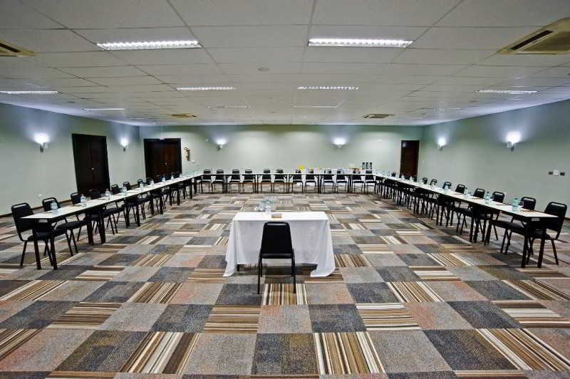 Conferences
Conferences
di Slaviero Executive Pinhais