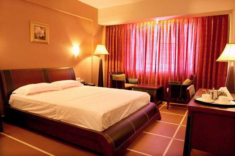 Room
Room
di Hotel Castle Rock