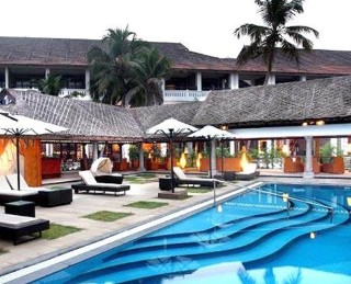 Pool
Pool
di Royal Sarovar Portico Siliguri