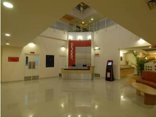 Lobby
Lobby
di Ginger Pantnagar