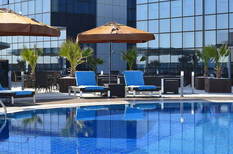 Pool
 di Ibis Abu Dhabi Gate