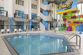 Pool
 di Travelodge Hotel & Conference Centre Regina