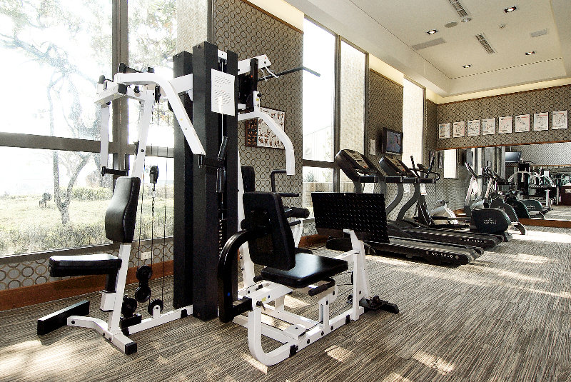 Sports and Entertainment
Sports and Entertainment
di Jia Hsin Garden House