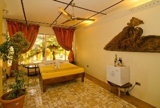 Room
Room
di Deep Forest Garden Resort