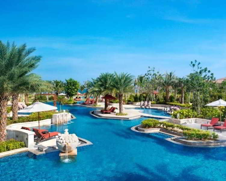 Pool
 di The Royal Begonia - A Luxury Collection Resort
