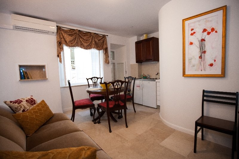 Room
Room
di City Center Sunset Apartments