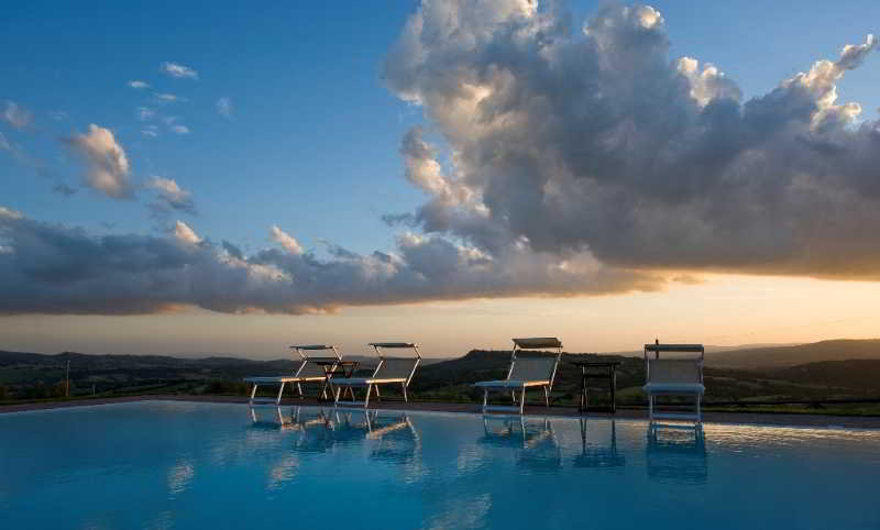 Pool
Pool
di Saturnia Tuscany Hotel