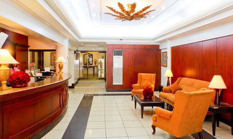 Lobby
 di Century Hotel Angeles City