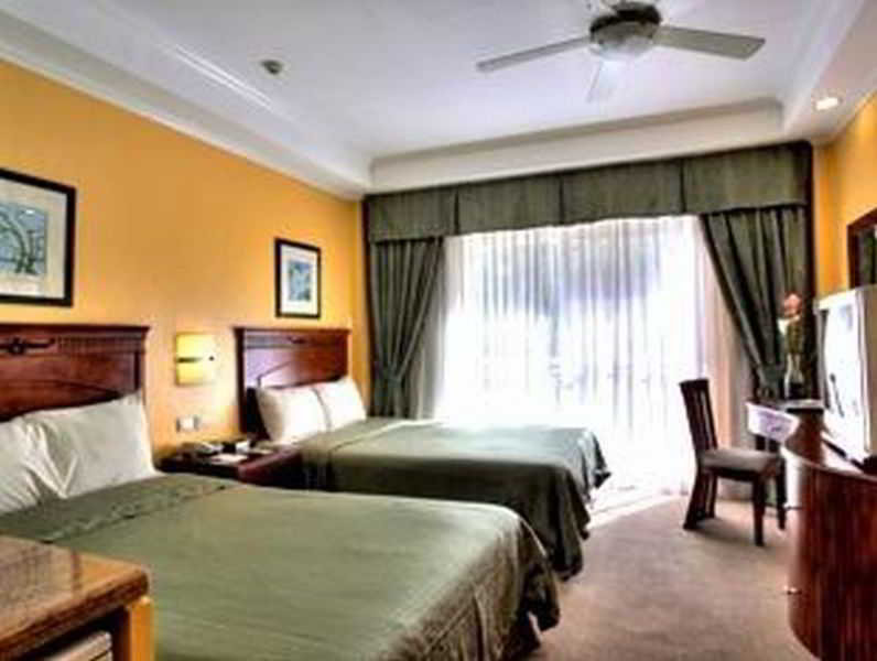 Room
Room
di Hotel Elizabeth Baguio