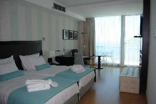 Room
Room
di Angra Marina Hotel