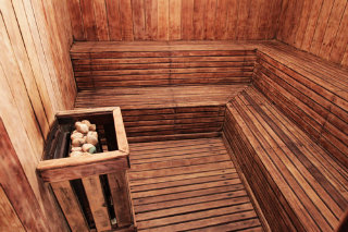 Sports and Entertainment
Sports and Entertainment
di Bahiamarela Boutique