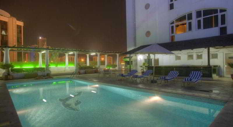 Pool
Pool
di Al Diar Siji Hotel