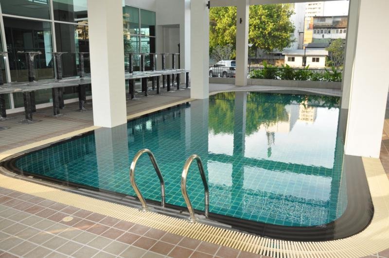 Pool
 di Demeter Residences Suites Bangkok