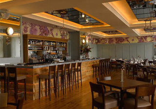 Bar
Bar
di The Claremont