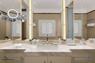 Room
Room
di Palais Hansen Kempinski Vienna