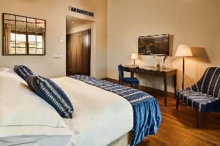 Room
Room
di Al Ghurair Rayhaan by Rotana