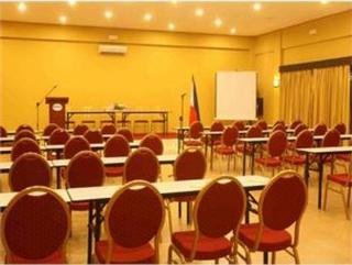 Conferences
Conferences
di Microtel Inn and Suites Davao