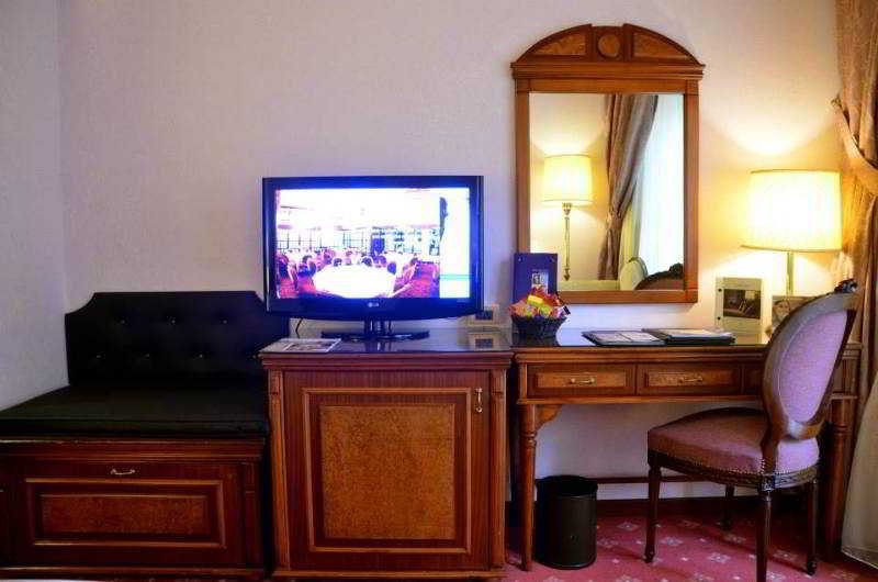 Room
Room
di Golden Tulip Serenada Hamra