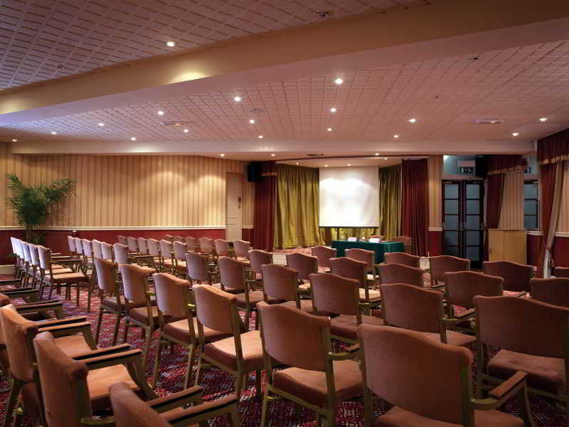 Conferences
Conferences
di The Royal Hotel Scarborough