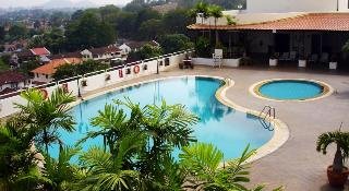 Pool
 di The Emperor Hotel Malacca