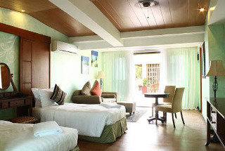 Room
Room
di Lee Boutique