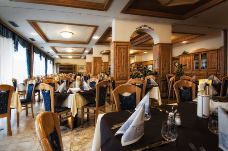 Restaurant
Restaurant
di Everest Hotel