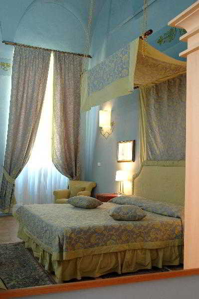 Room
Room
di Palazzo Guiderocchi