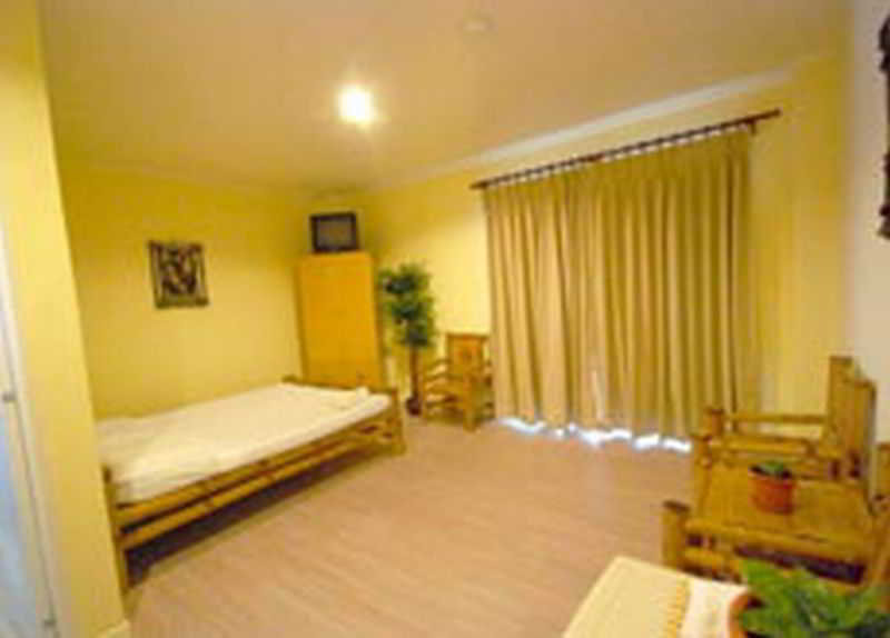 Room
Room
di Alona Studios Apartment Hotel