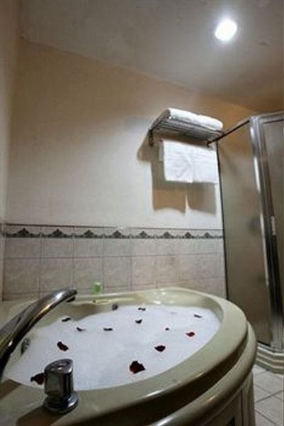 General view
General view
di Days Hotel Tagaytay