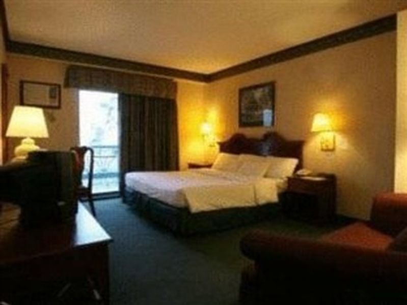 General view
General view
di Days Hotel Tagaytay