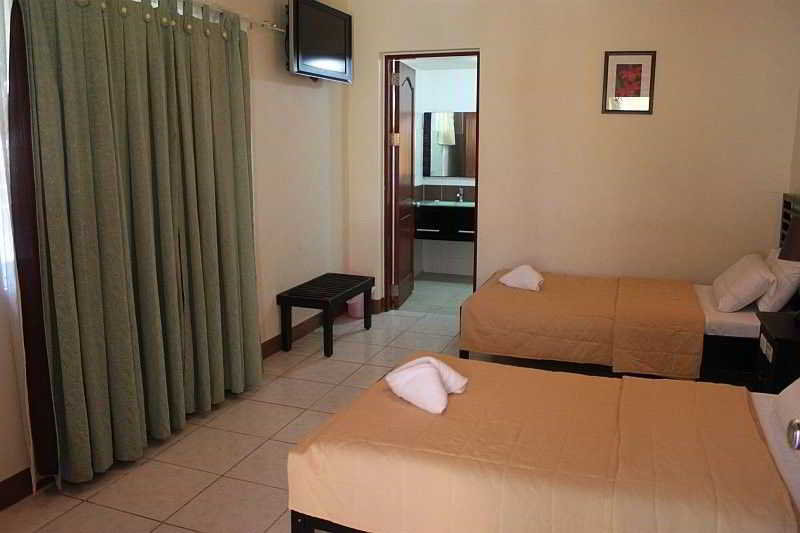 Room
Room
di Lost Horizon Beach Dive Resort