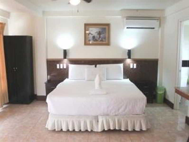 Room
Room
di Lost Horizon Beach Dive Resort