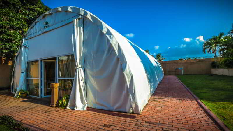 Sports and Entertainment
Sports and Entertainment
di Hotel La Corona De Lipa