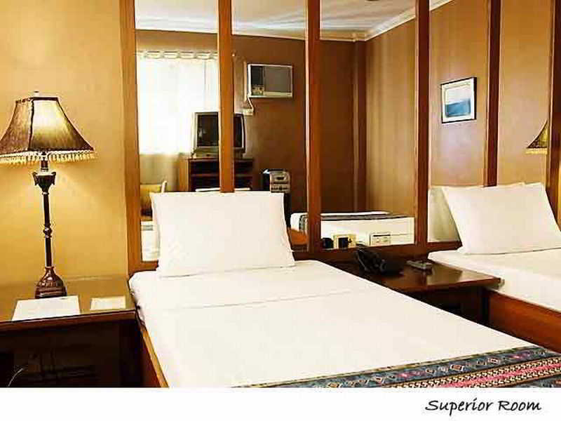Room
Room
di Hotel La Corona De Lipa