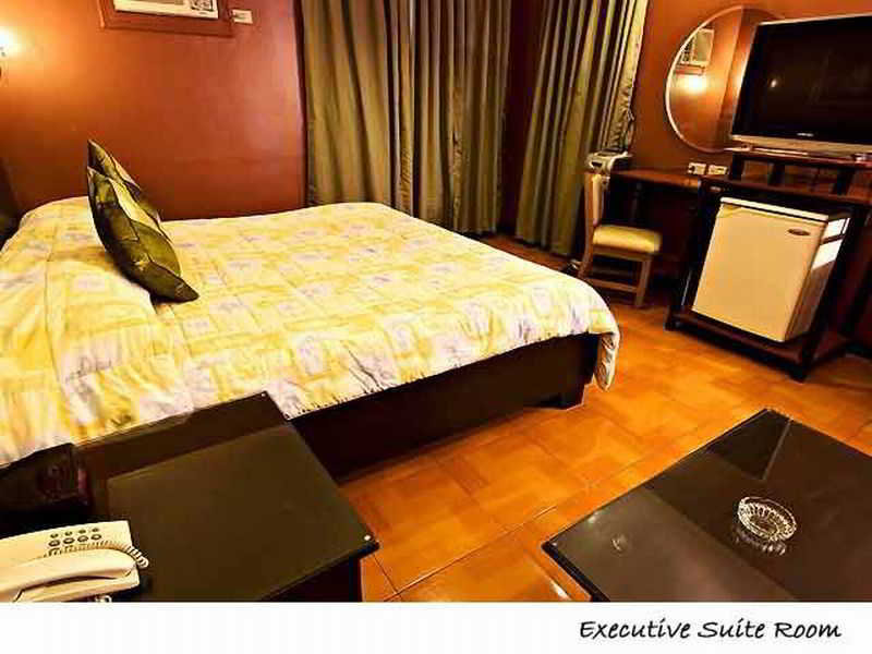 Room
Room
di Hotel La Corona De Lipa