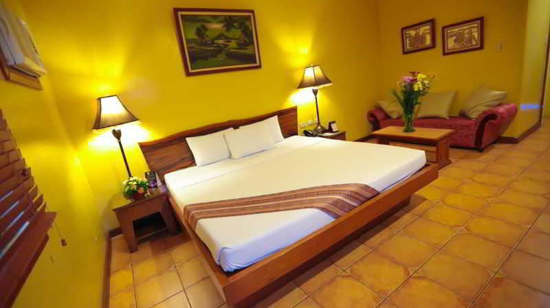 Room
Room
di Hotel La Corona De Lipa