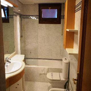 Room
Room
di Gestion de Alojamientos Rooms