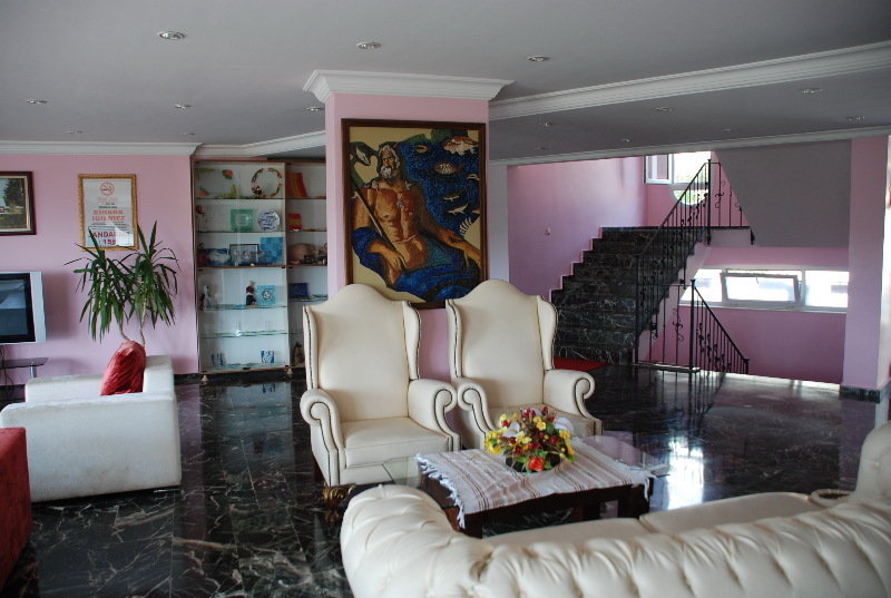 Lobby
Lobby
di Calamie Hotel