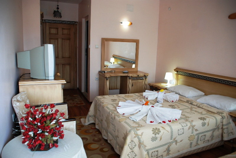 Room
Room
di Calamie Hotel