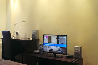 Room
Room
di Central Square Apartment