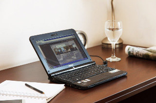 Room
Room
di Central Square Apartment