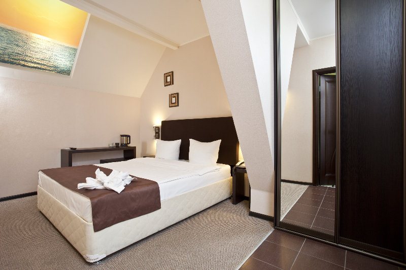 Room
Room
di Inside Transit