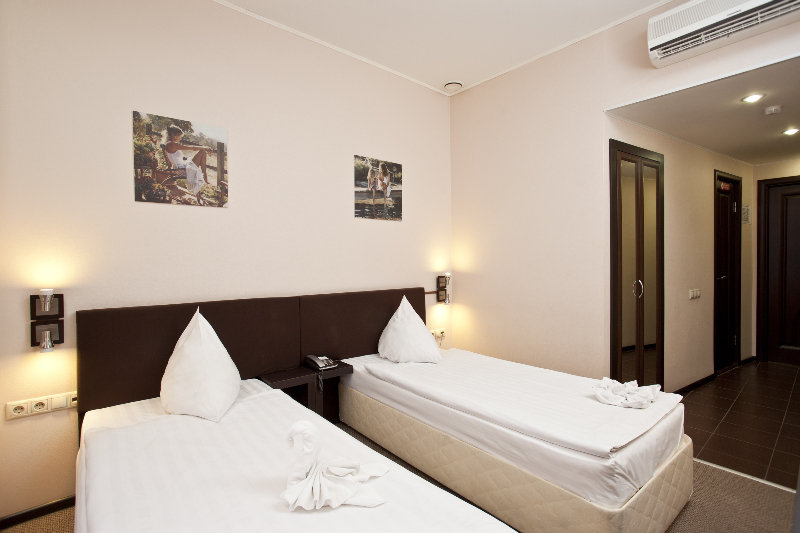 Room
Room
di Inside Transit